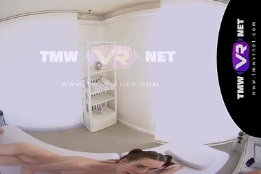TmwVRnet-Sunny Honey-Blowjob from a Sweet Girl in VR