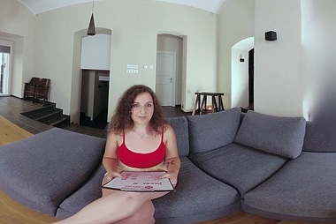 VR Vid Featuring This Suckable-titted Cougar