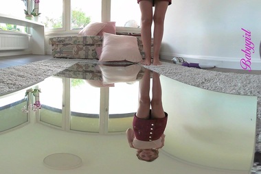 19 Yo Porn Debutante Mirror