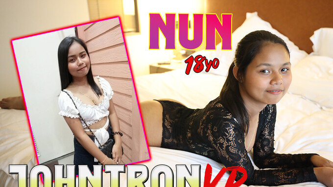 Super Cute Thai Student Does Her First Porn